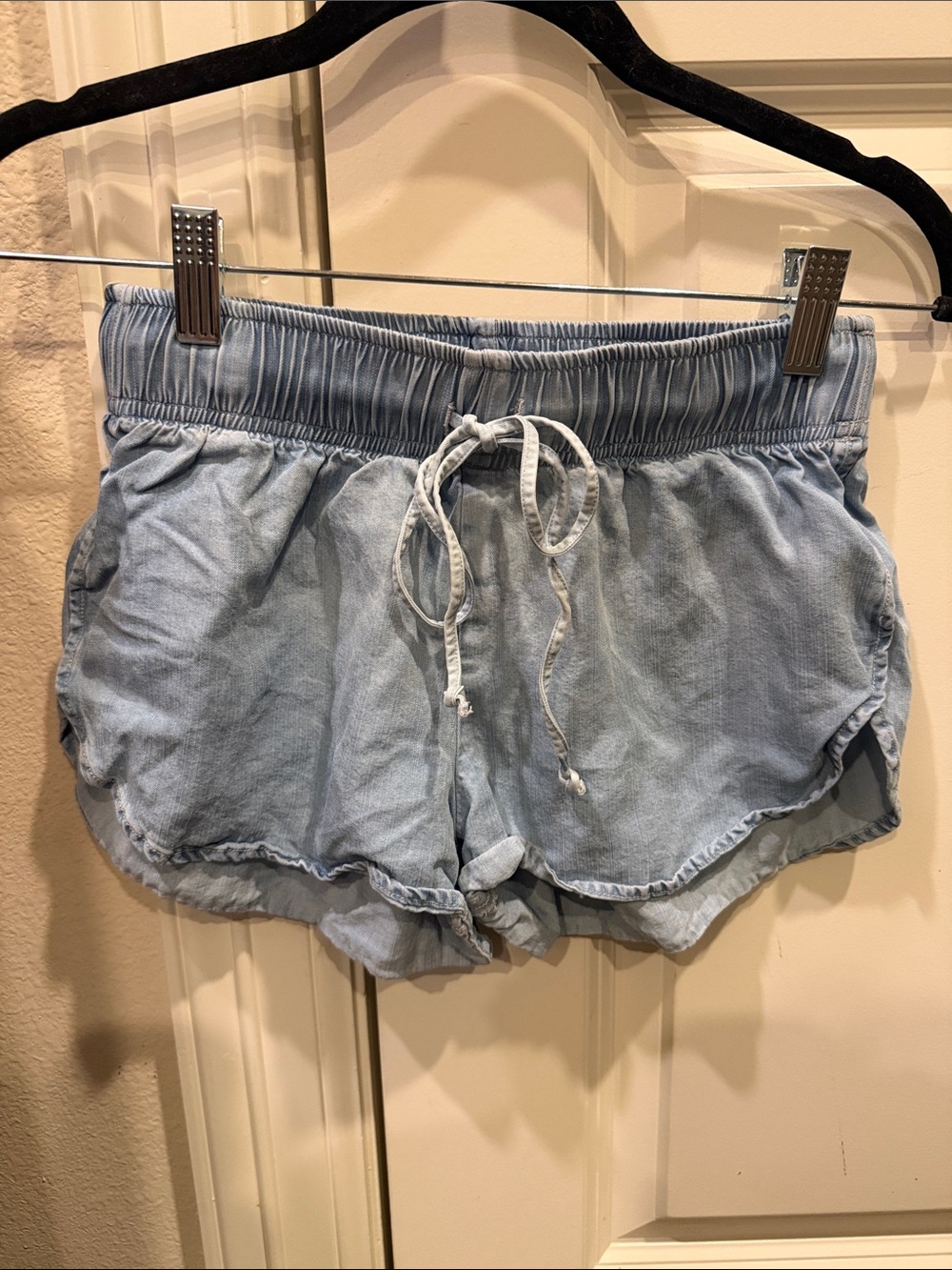 Rails Light Wash Chambray Drawstring Shorts size XS